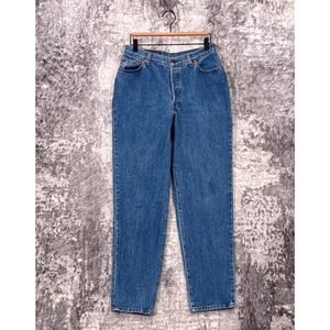 Vintage Levis Jeans 30 in x 30 in Womens 501 Made USA 17501 Taper Button Fly